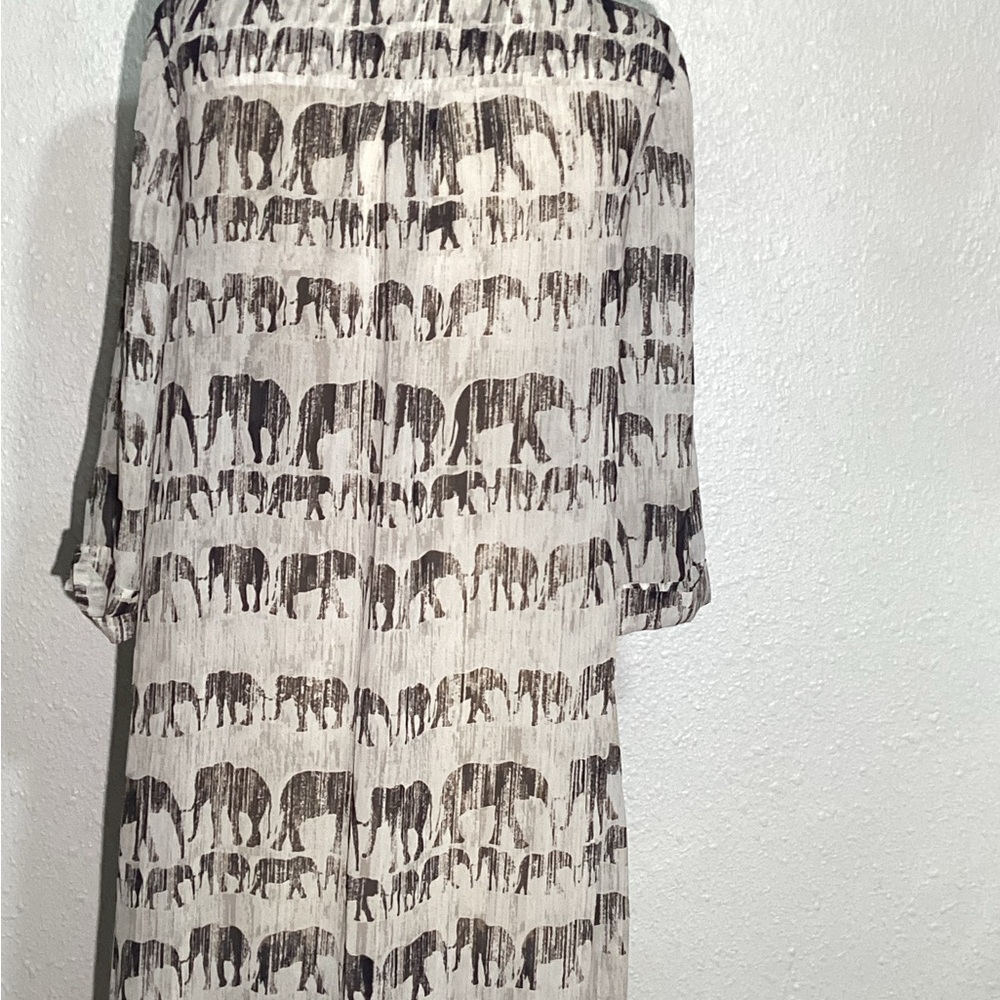 Nic+ Zoe Elephant Print Sheer Button Up Dress Siz… - image 3